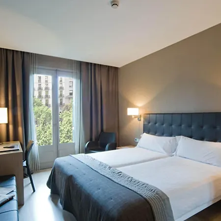 Actual Hotell 3*