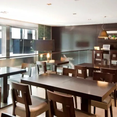 Hotell Actual 3*