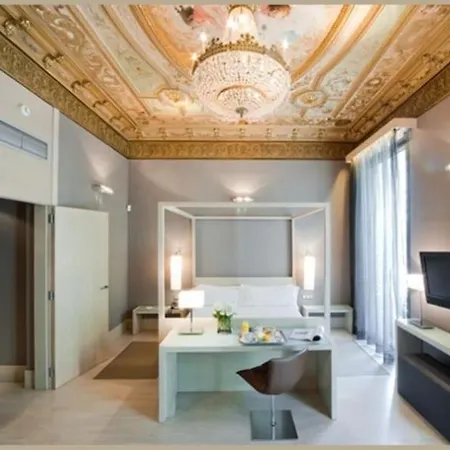 Actual Hotel